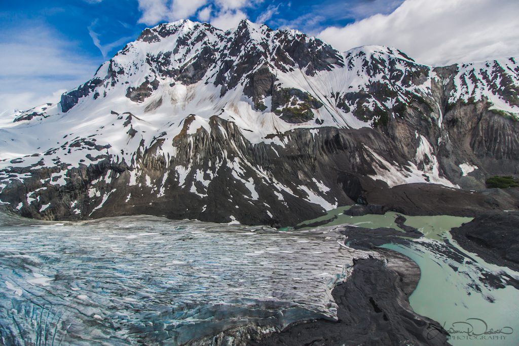 Dog Sledding - Seward Helicopter Tours